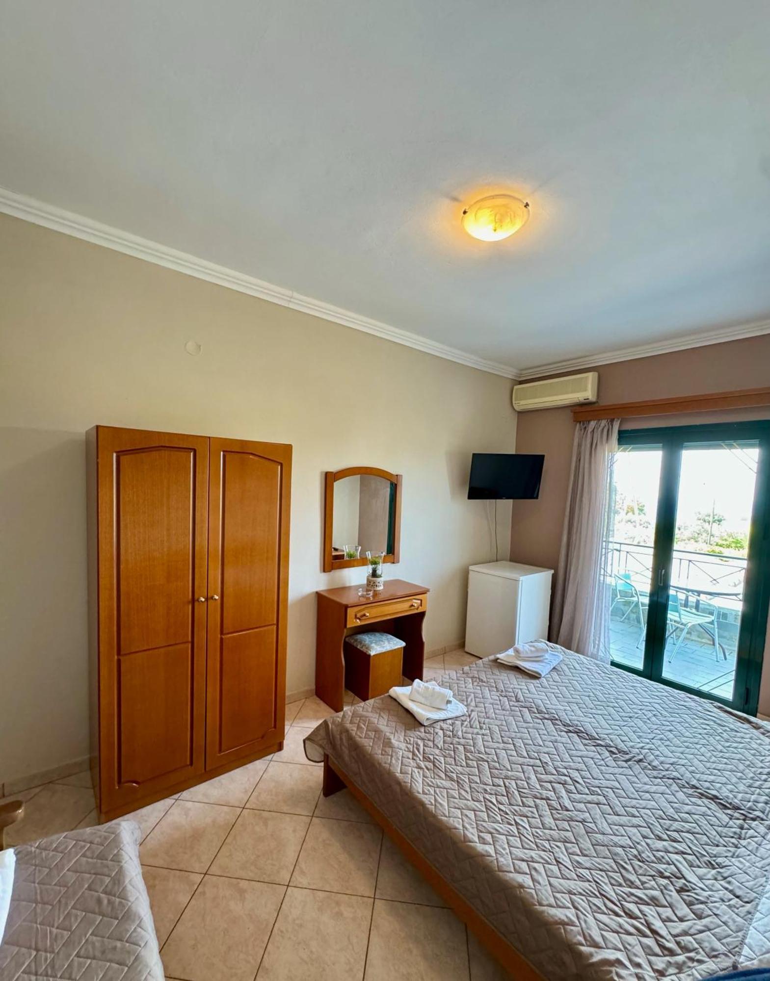 Hotel Filoxenia 利贾 外观 照片